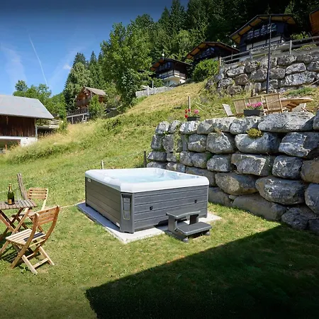 Wanderlust - Ovo Network Chalet Châtel