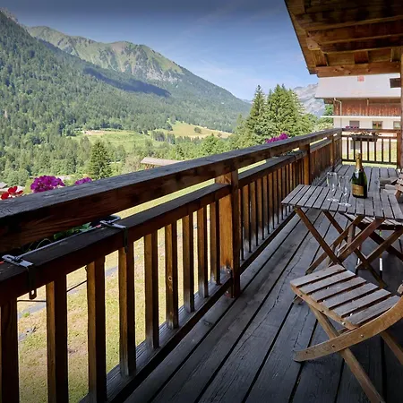 Wanderlust - Ovo Network Chalet Châtel
